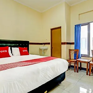 2* Hotel Super Oyo 91206 Abian Dedari Mesari